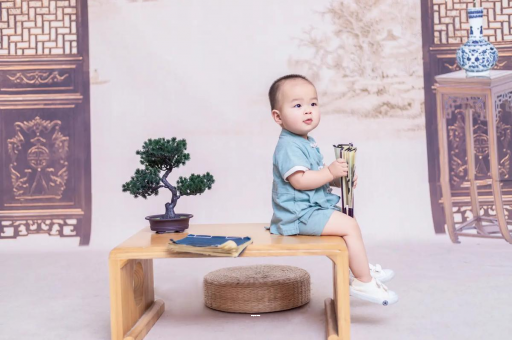 大理孕妇尖肚子和圆肚子